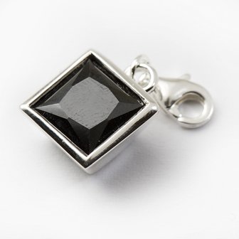 Zilveren Vierkant kristalgeslepen zwart armband bedel