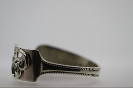 Zilveren Vork middel als armband besteksieraad