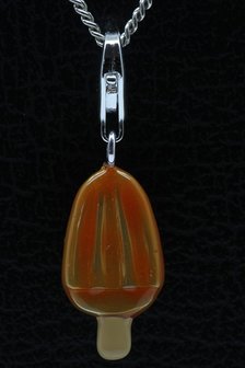 Zilveren IJsje sinaasappel hanger &eacute;n bedel