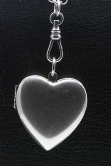 Foto medaillon Hart glad 2 foto&#039;s ketting hanger zwaar verzilverd