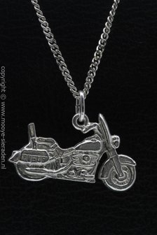 Zilveren Motor Heritage met beschermplaat ketting hanger