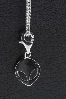 Zilveren Alien hanger en bedel