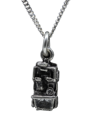 Zilveren Terreinwagen detail ketting hanger