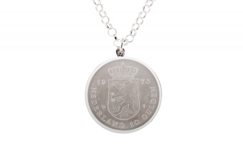 Overtekenen Verdorren temperatuur Zilveren 10 Gulden jubileum munt in rand ketting hanger voorradig -  zilverenhangers