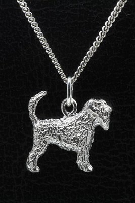 Zilveren Russian terrier zwart met staart ketting hanger - groot