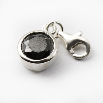 Zilveren Kristalgeslepen knop zwart armband bedel