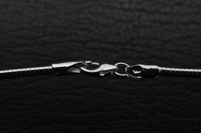 Zilveren Omega Spang halsketting 3. middel - dikte 2,0 mm - 45 cm