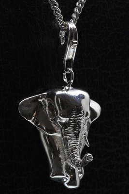 Zilveren Olifantenkop hanger en/of bedel