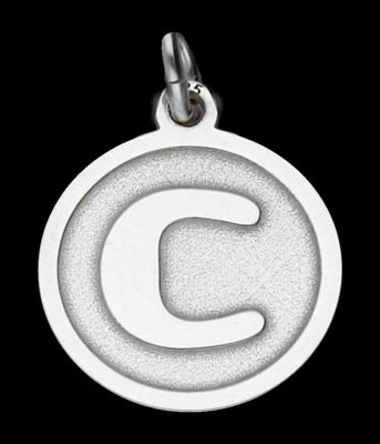 Zilveren Letter C rond mat-glans ketting hanger