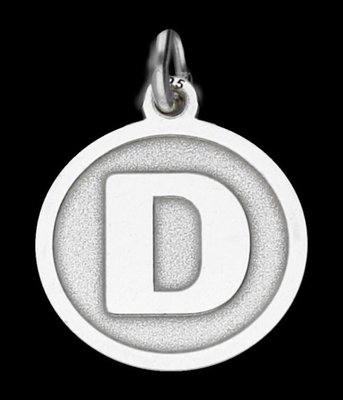 Zilveren Letter D rond mat-glans ketting hanger